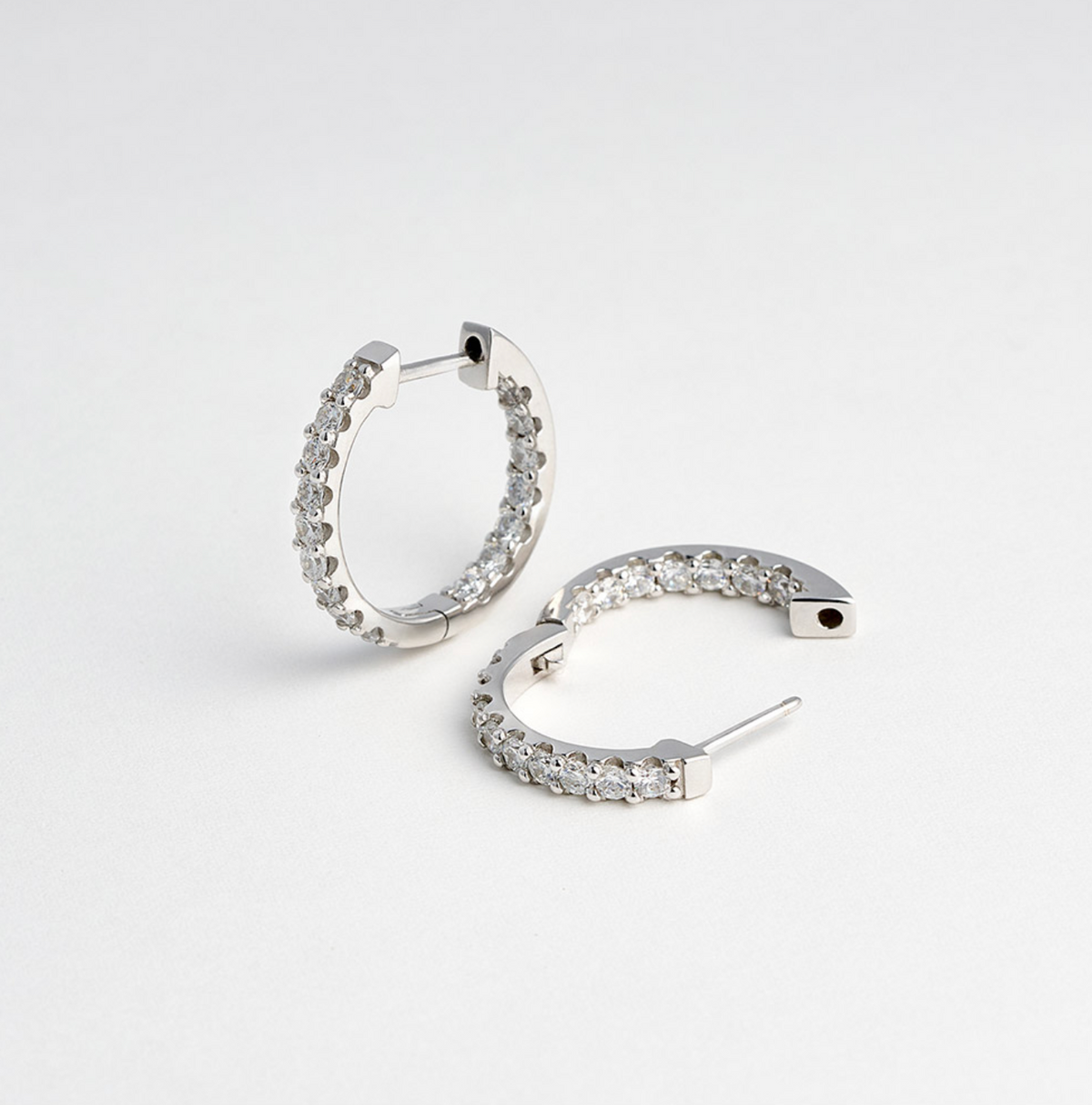 LLOYD 16386512 image 4: 【Pre-Order】LLOYD S925 White Timeless Tennis Earrings