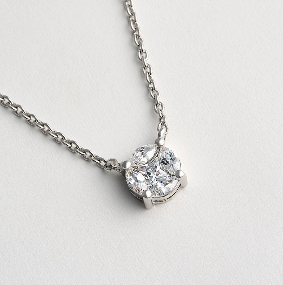 LLOYD 15400934 image 5: 【Pre-Order】LLOYD Silver 925 Invisible Setting Necklace