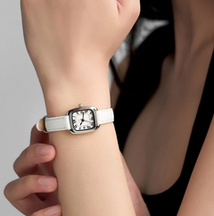 LLOYD 16441077 image 1: 【Pre-Order】LLOYD Awesome Women's Leather Watch - White/Brown/Black