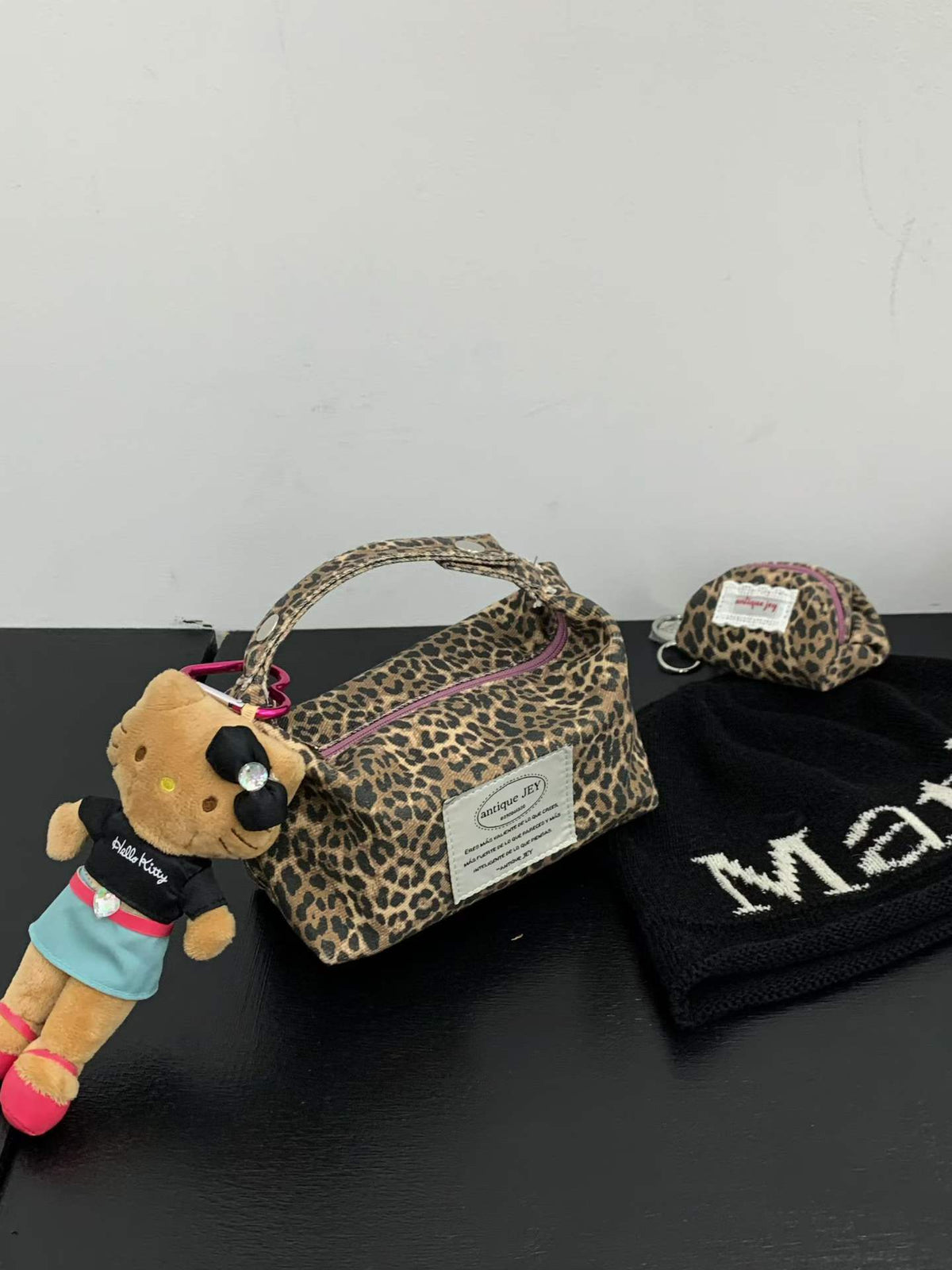 ANTIQUEJEY Leopard Lunchbox Makeup Bag