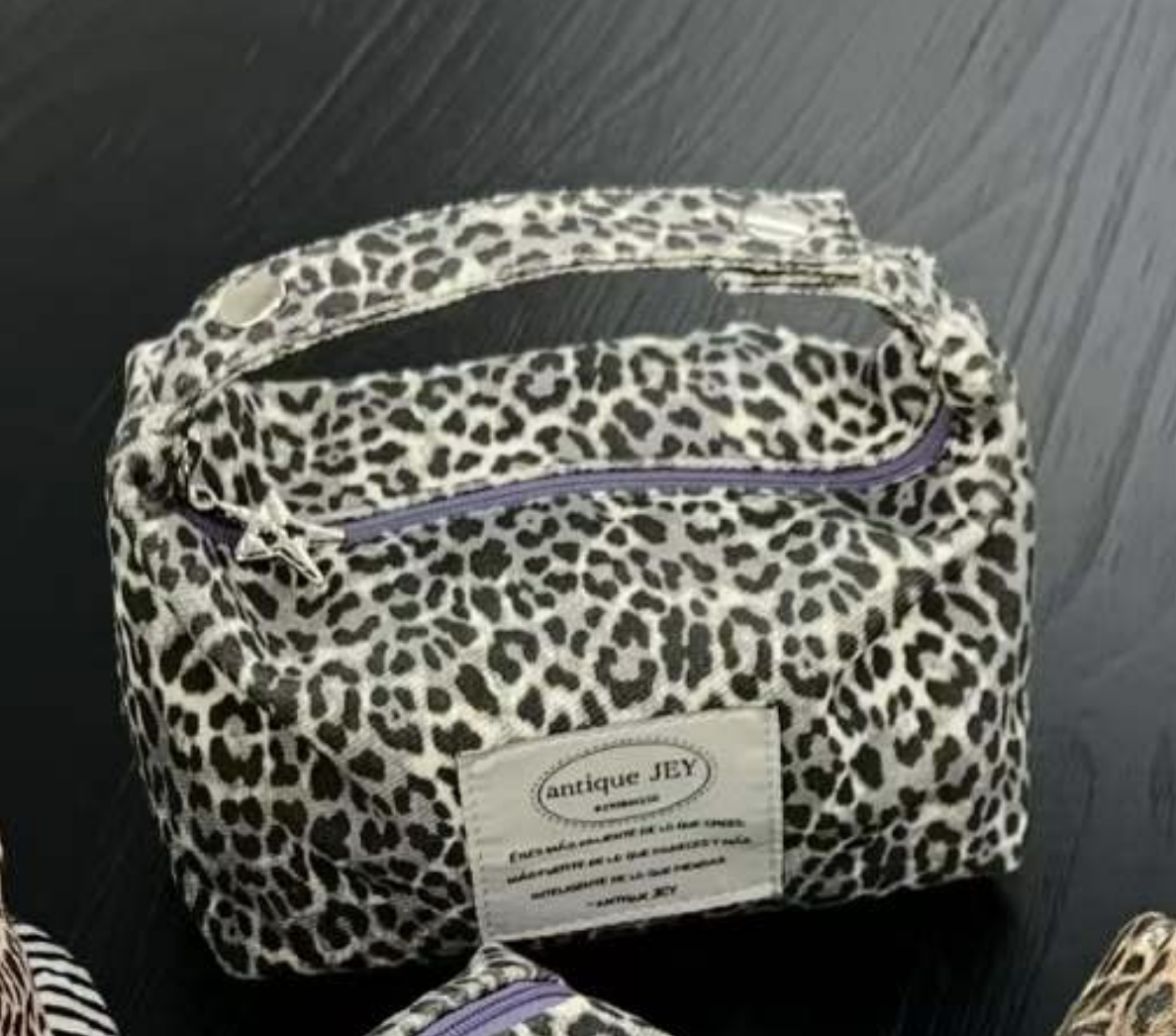 ANTIQUEJEY Leopard Lunchbox Makeup Bag