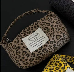 ANTIQUEJEY Leopard Lunchbox Makeup Bag