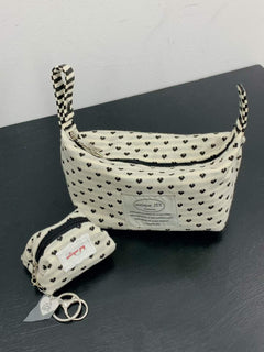 ANTIQUEJEY Love Makeup Bag