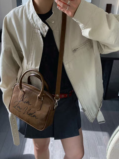 ANTIQUEJEY A26 worn with shoulder strap