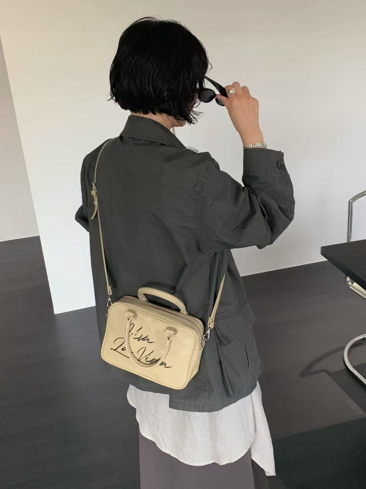 ANTIQUEJEY A26 styling detail