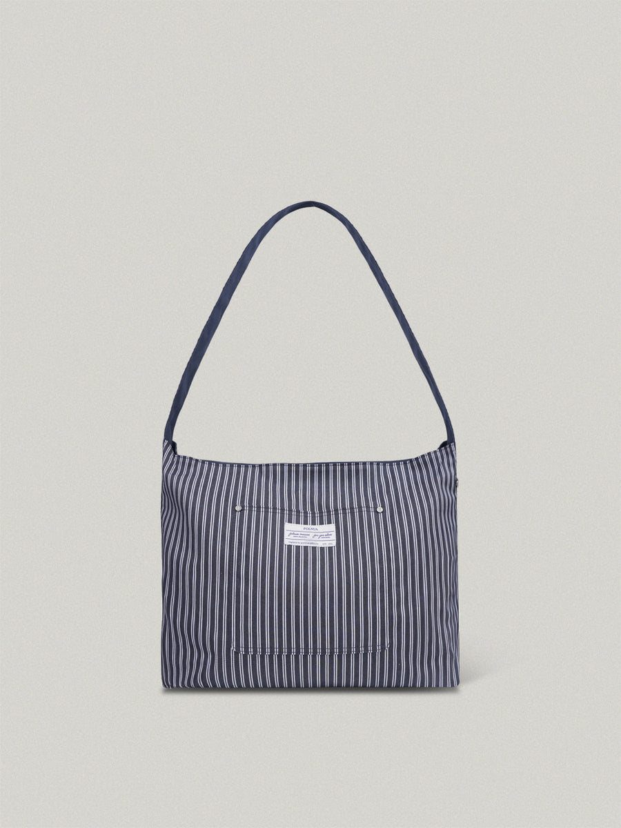 FOLNUA Raie Reversible Shoulder Bag - Navy