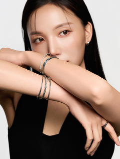 LLOYD 15702896 image 6: 【Pre-Order】Brass Lloyd Essential Half Tennis Bangle
