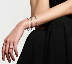 LLOYD 15703008 image 2: 【Pre-Order】Brass Lloyd Essential Dot Light Bangle