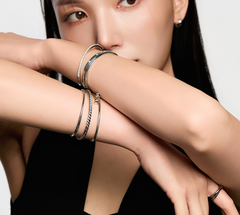 LLOYD 15703008 image 3: 【Pre-Order】Brass Lloyd Essential Dot Light Bangle