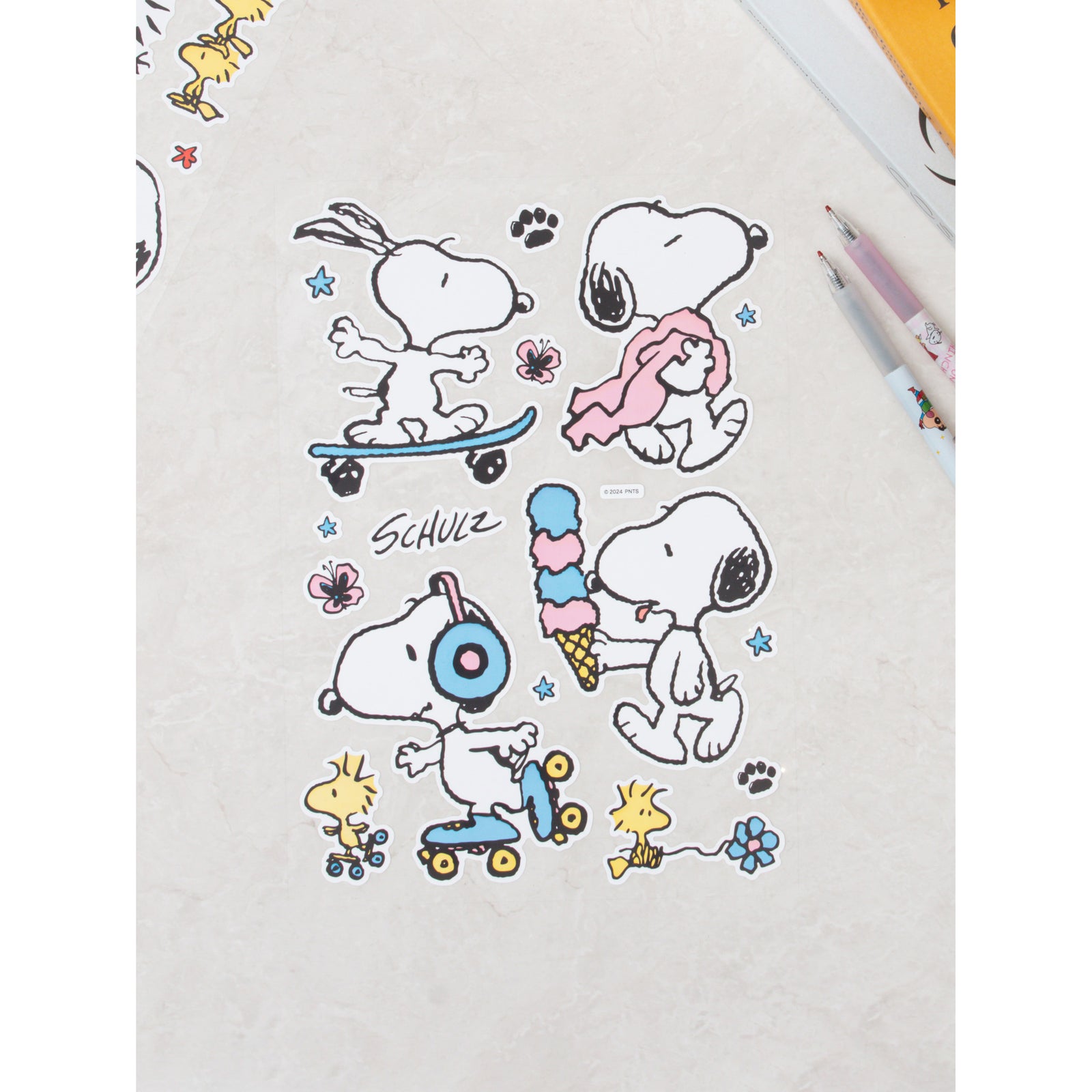Daiso Korea Peanuts (Snoopy) Big Deco Stickers – front packaging