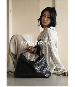 MONOROW Noa - Lifestyle 1